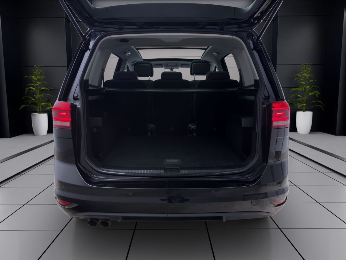 Thumb 3: Volkswagen Touran 2.0 TDI DSG COMFORTLINE PANO AHK NAVI KAMERA