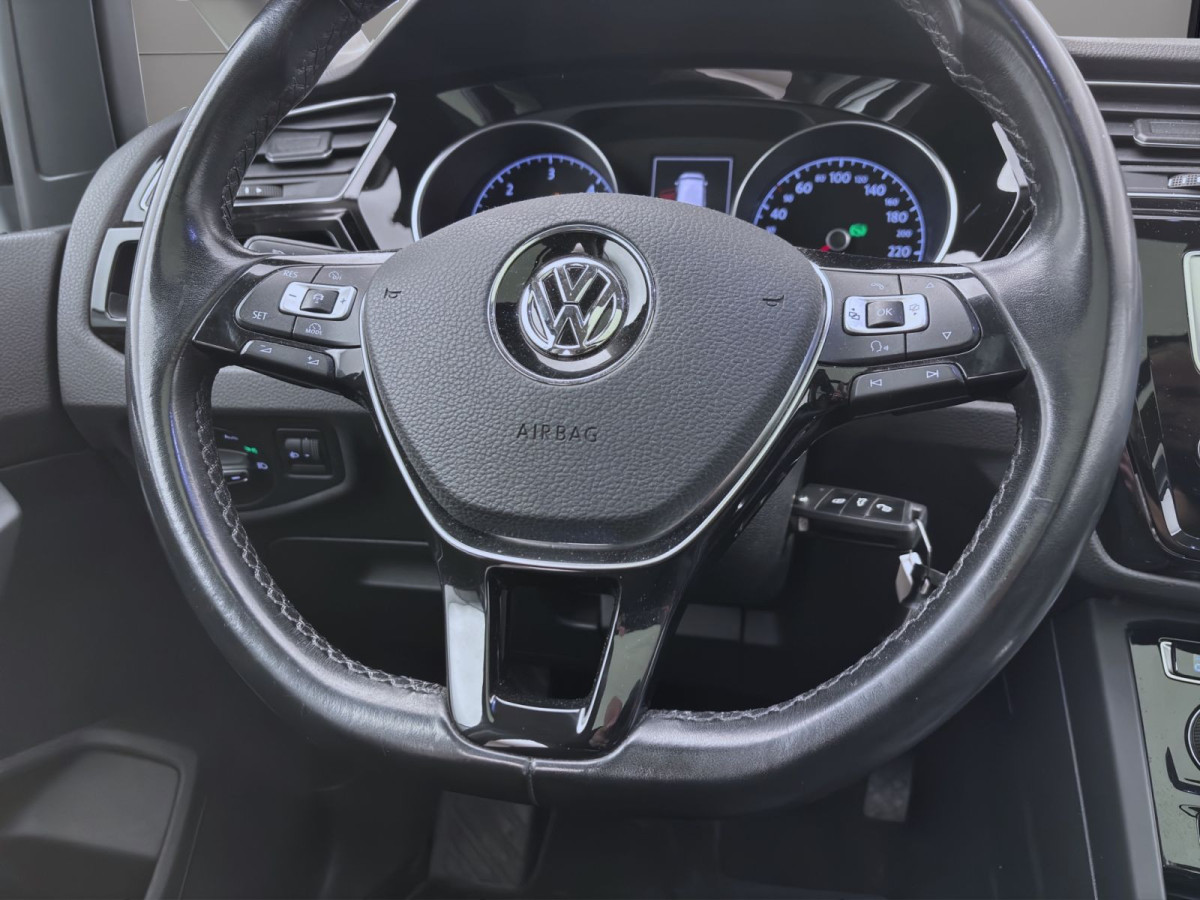 Thumb 11: Volkswagen Touran 2.0 TDI DSG COMFORTLINE PANO AHK NAVI KAMERA