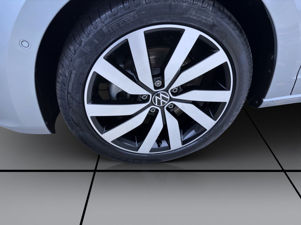 Thumb 7: Volkswagen Touran 2.0 TDI DSG HIGHLINE PANO STDHZG AHK NAVI