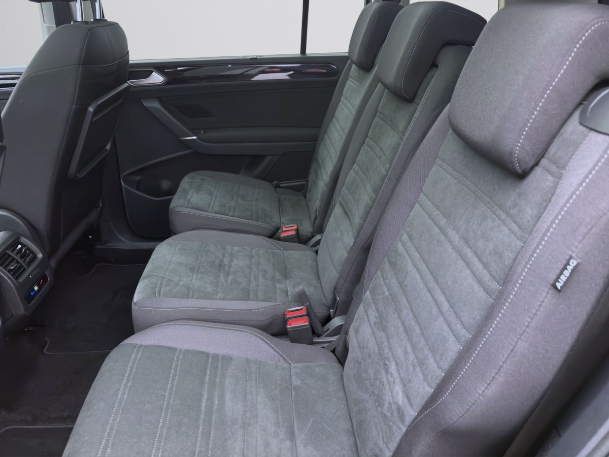 Thumb 14: Volkswagen Touran 2.0 TDI DSG HIGHLINE PANO STDHZG AHK NAVI