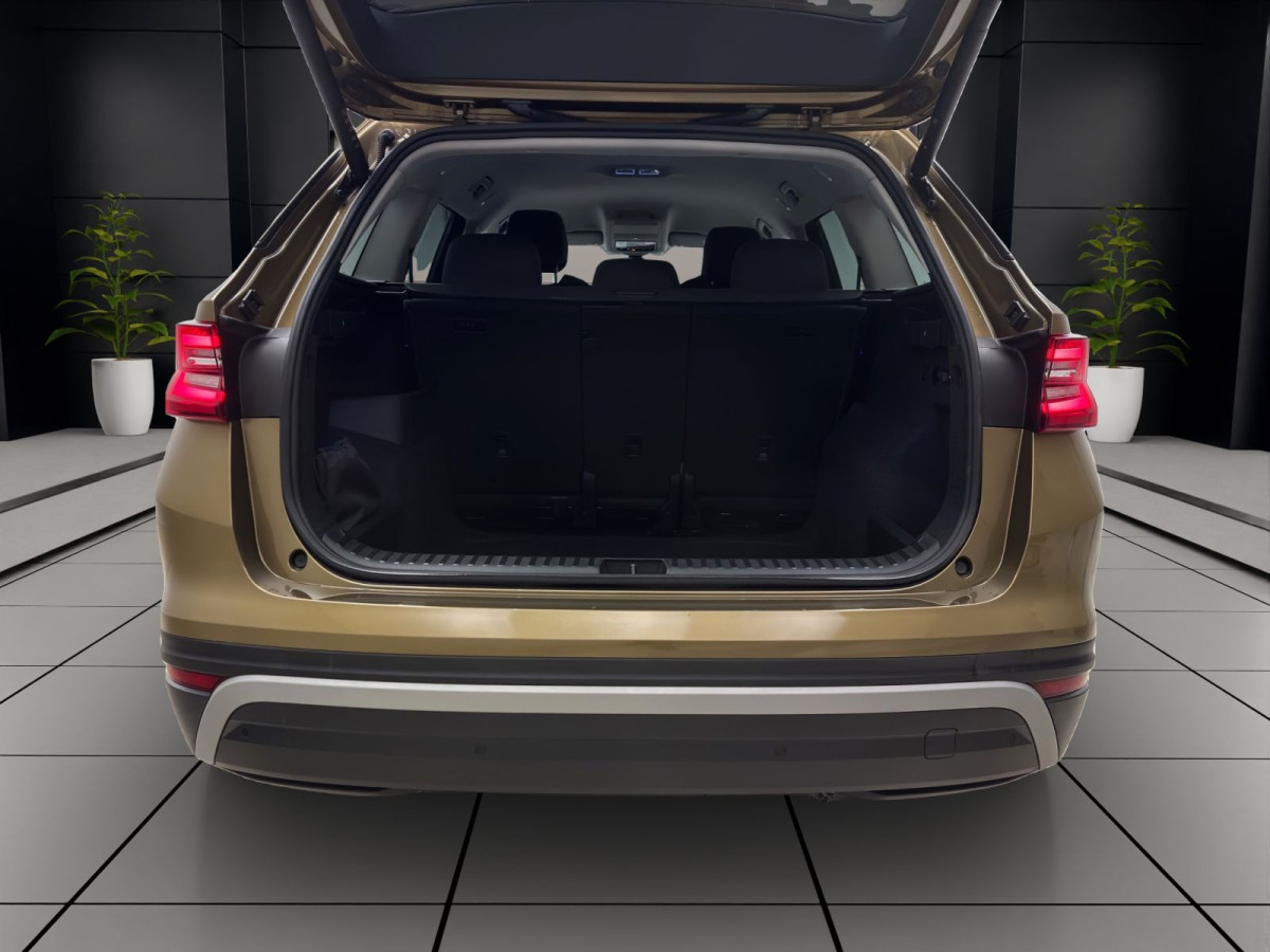 Thumb 3: Škoda Kodiaq 2.0 TDI DSG SELECTION AHK NAVI ACC KAMERA