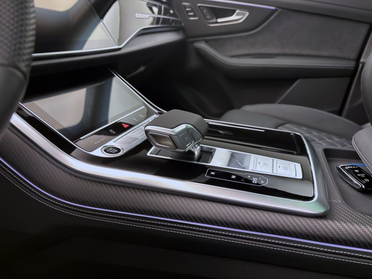 Thumb 13: Audi Q7 SUV TFSI e Q S LINE BUSINESS AHK LM22 PANO WR20