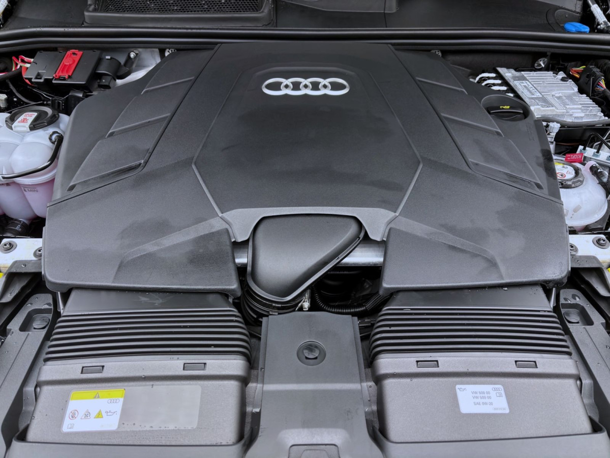 Thumb 19: Audi Q7 SUV TFSI e Q S LINE BUSINESS AHK LM22 PANO WR20