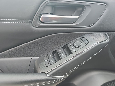 Ansicht 12 - Gebrauchtwagen Fahrzeug, Modell Qashqai der Marke Nissan von Verkäufer Autozentrum Walter GmbH & Co. KG