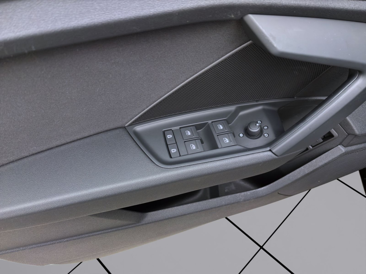 Thumb 8: Audi A3 Sportback 40 TFSIe ADVANCED KLIMA SHZG eKLAPPE LM17