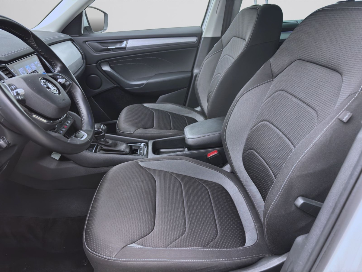 Thumb 8: Škoda Kodiaq 2.0 TDI DSG 4x4 TOUR NAVI ACC MATRIX AHK Kamera 7S