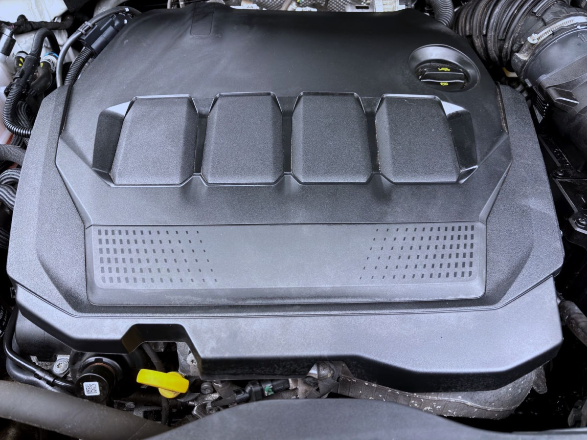 Thumb 17: Škoda Kodiaq 2.0 TDI DSG 4x4 TOUR NAVI ACC MATRIX AHK Kamera 7S