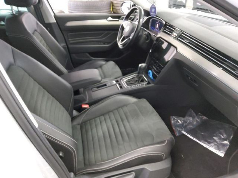 Bild 2: Volkswagen Passat Variant 2.0 TDI DSG ELEGANCE NAVI KAMERA PDC SITZHZG