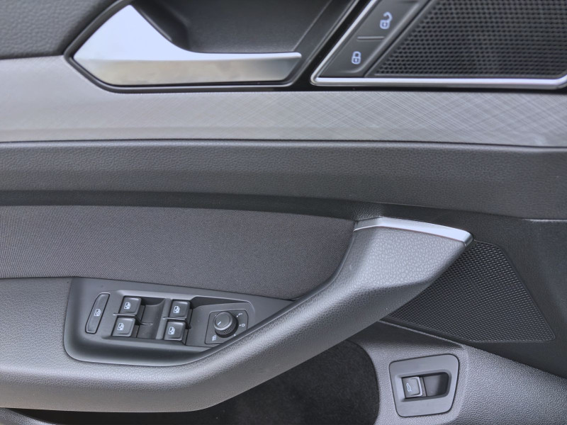 Bild 9: Volkswagen Passat Variant 2.0 TDI DSG BUSINESS NAVI KAMERA SITZHZG PDC