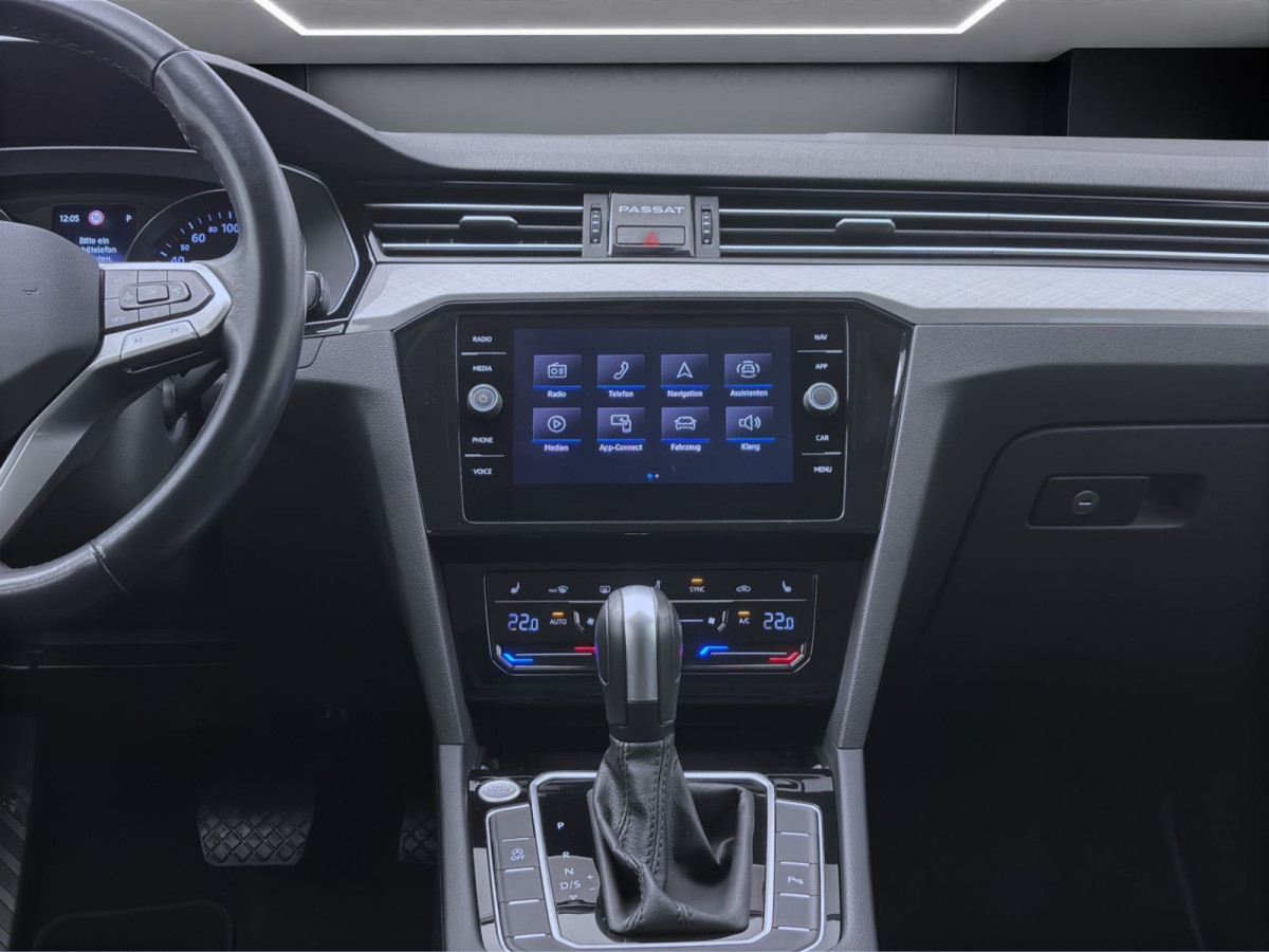 Thumb 13: Volkswagen Passat Variant 2.0 TDI DSG BUSINESS NAVI KAMERA SITZHZG PDC