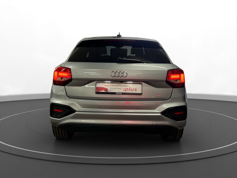 Audi - Q2