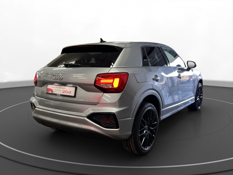 Audi - Q2