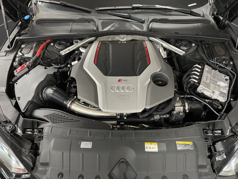 Audi - RS 5 Sportback