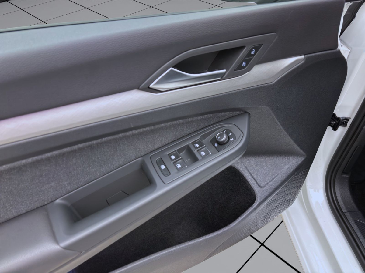 Thumb 9: Volkswagen Golf Variant 2.0 TDI DSG LIFE AHK NAVI KAMERA PDC