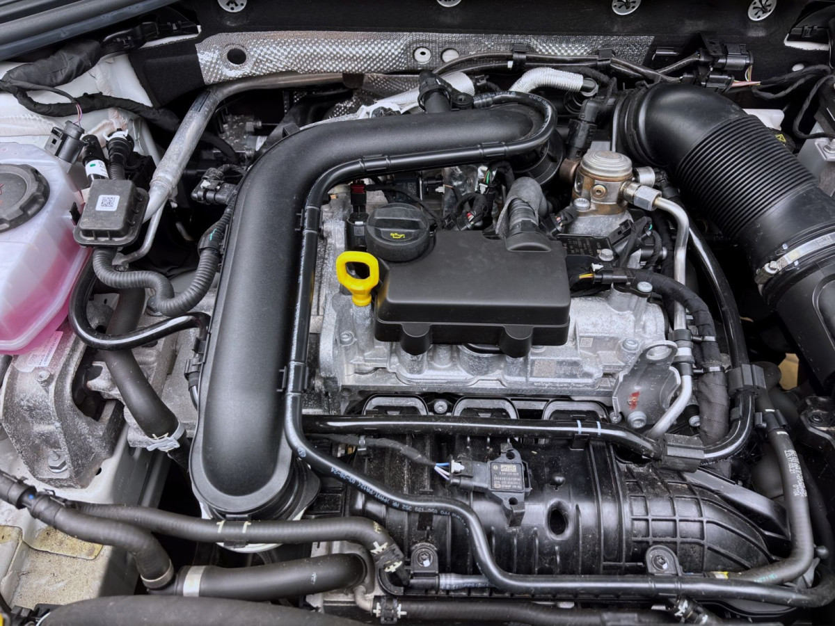 Thumb 17: Volkswagen T-Roc 1.0 TSI LIFE KAMERA PDC KLIMA LED