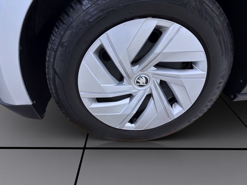 Bild 7: Škoda Enyaq 50 iV STUDIO NAVI LED KLIMA DAB