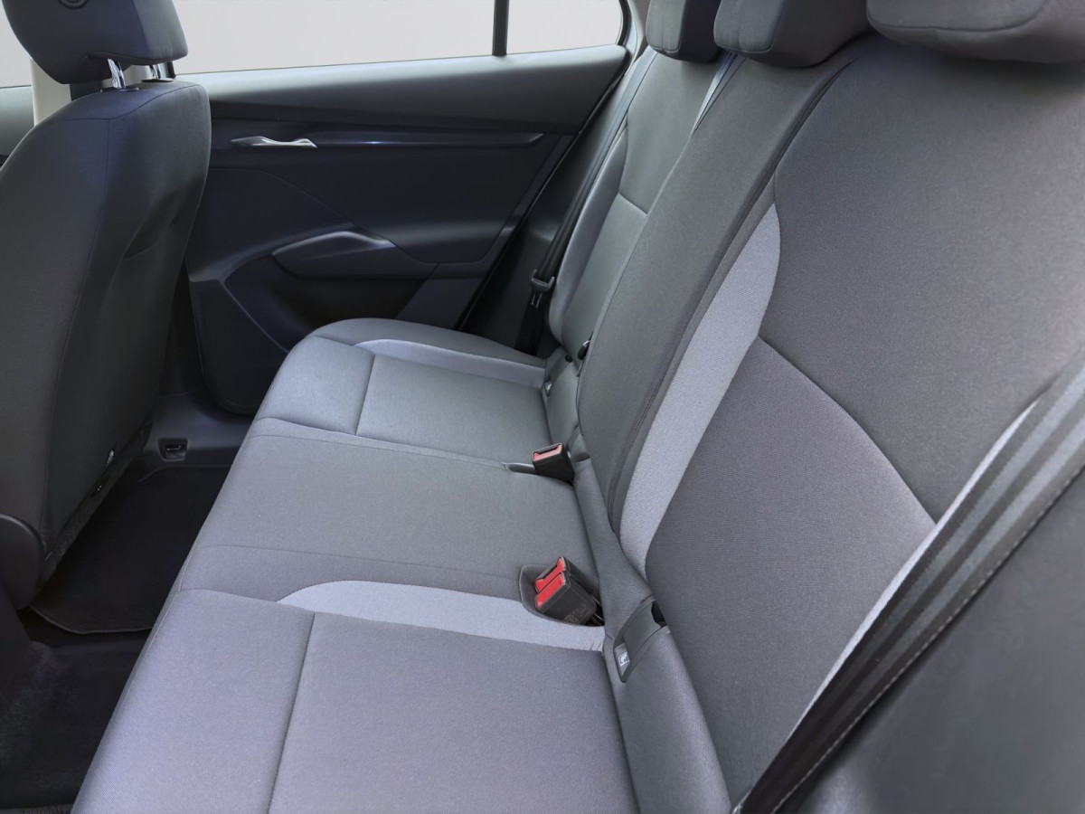 Thumb 14: Škoda Enyaq 50 iV STUDIO NAVI LED KLIMA DAB