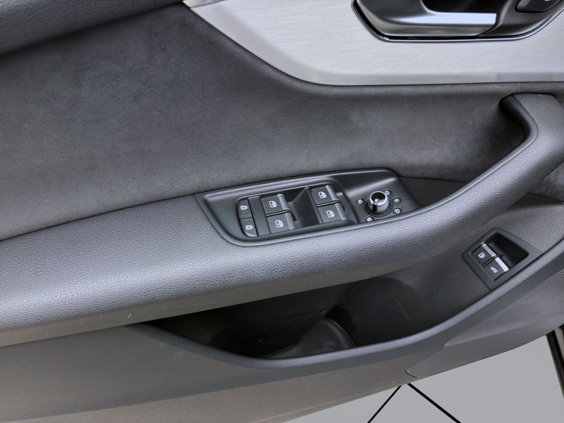 Bild 9: Audi Q7 55 TFSIe Q S LINE PANO SITZHZG KAMERA VIRTUAL