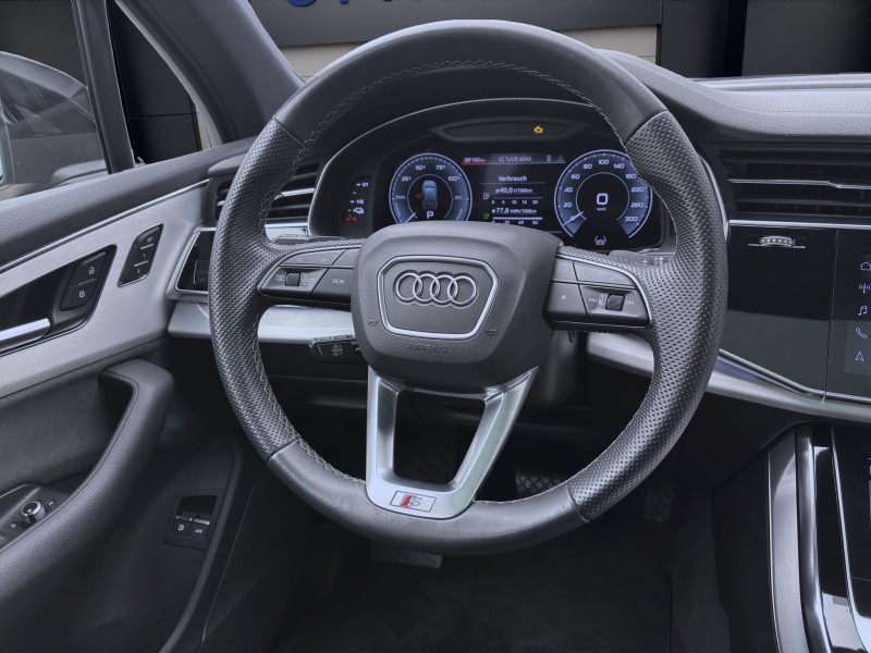Bild 10: Audi Q7 55 TFSIe Q S LINE PANO SITZHZG KAMERA VIRTUAL