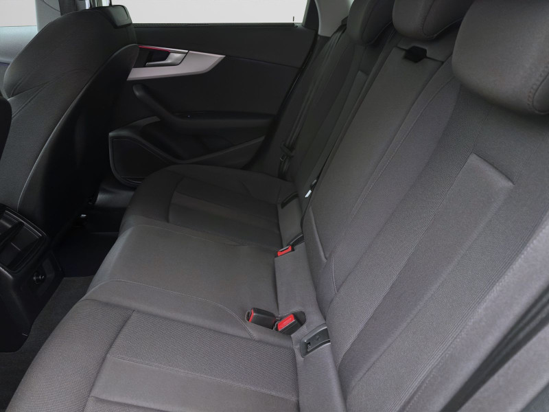 Bild 14: Audi A4 Avant 35 TDI ADVANCED AHK NAVI+ PDC SITZHZG