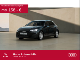 Fahrzeugbild eines Audi A1 Sportback in schwarz.