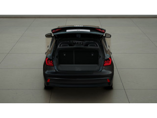 Fahrzeugbild eines Audi A1 Sportback in schwarz.