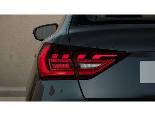 Fahrzeugbild eines Audi A1 Sportback in schwarz.