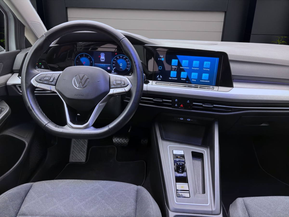 Thumb 12: Volkswagen Golf Variant 2.0 TDI DSG LIFE AHK KAMERA NAVI PDC