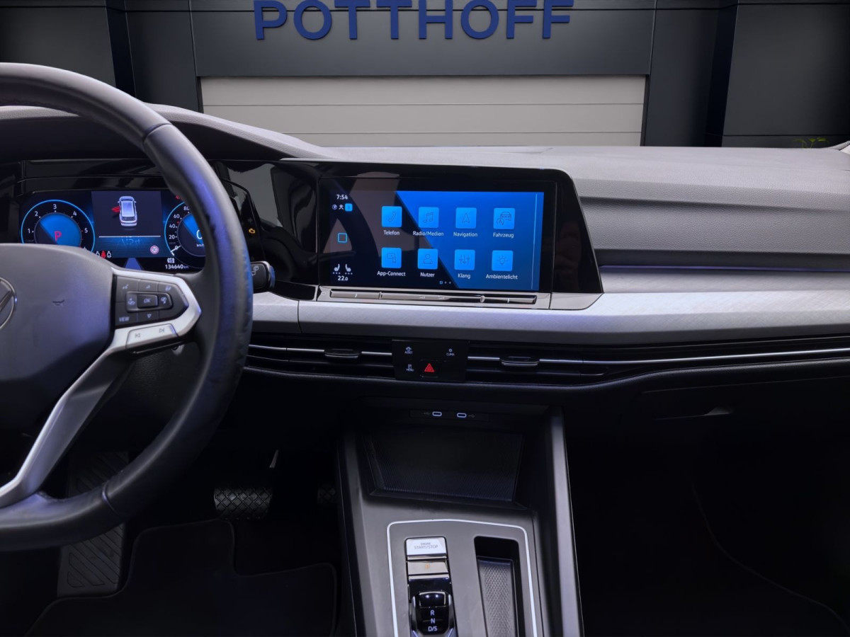 Thumb 13: Volkswagen Golf Variant 2.0 TDI DSG LIFE AHK KAMERA NAVI PDC