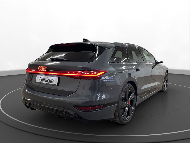 Audi - S6 Avant e-tron