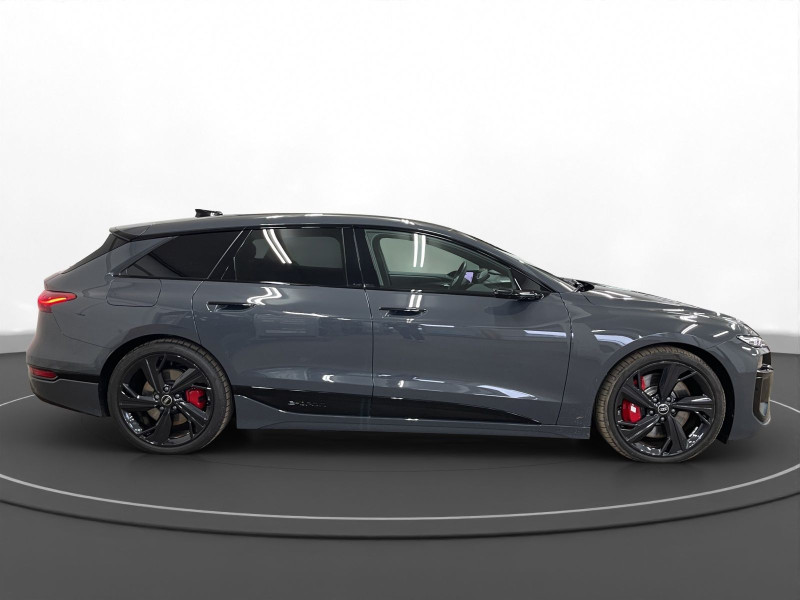 Audi - S6 Avant e-tron