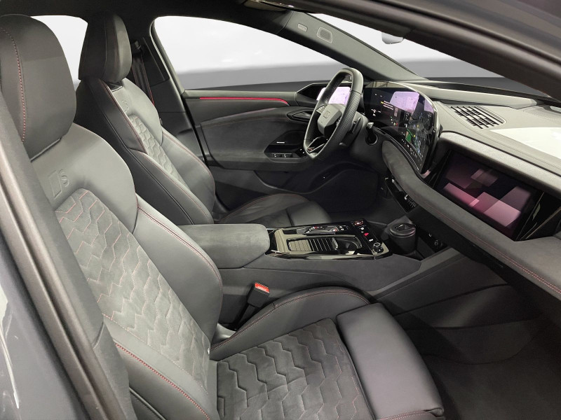 Audi - S6 Avant e-tron