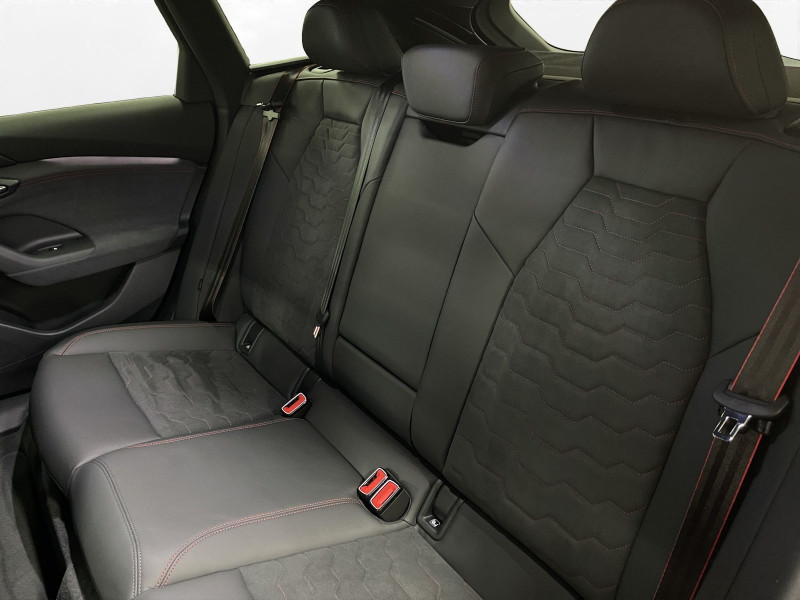 Audi - S6 Avant e-tron