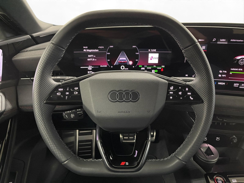 Audi - S6 Avant e-tron