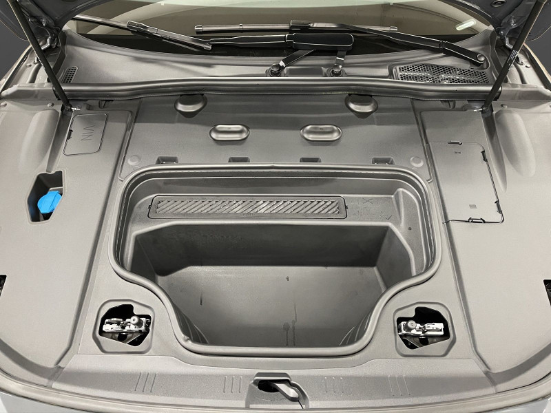 Audi - S6 Avant e-tron