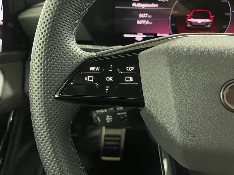 Audi - S6 Avant e-tron