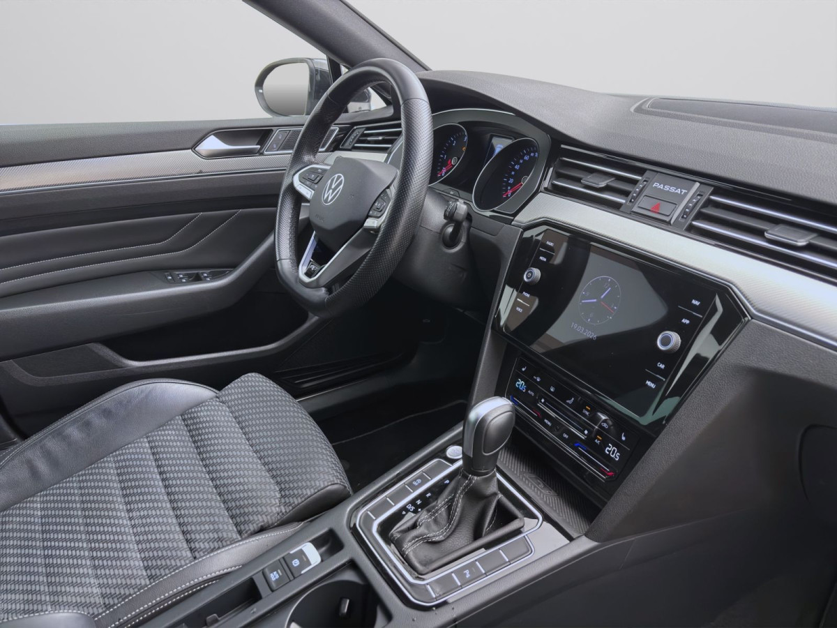 Thumb 16: Volkswagen Passat Variant 2.0 TDI DSG BUSINESS AHK NAVI LED KAMERA