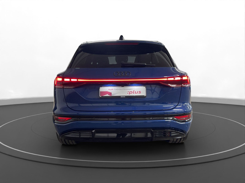 Audi - Q6 e-tron