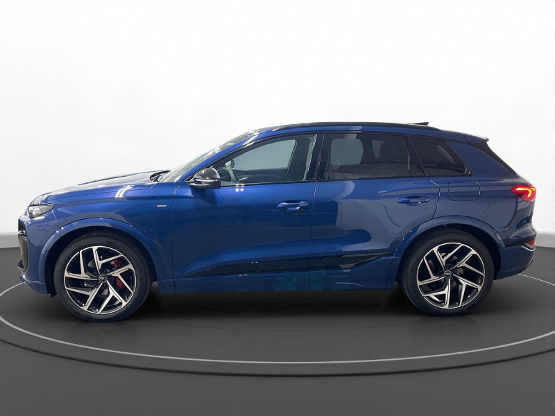 Audi - Q6 e-tron