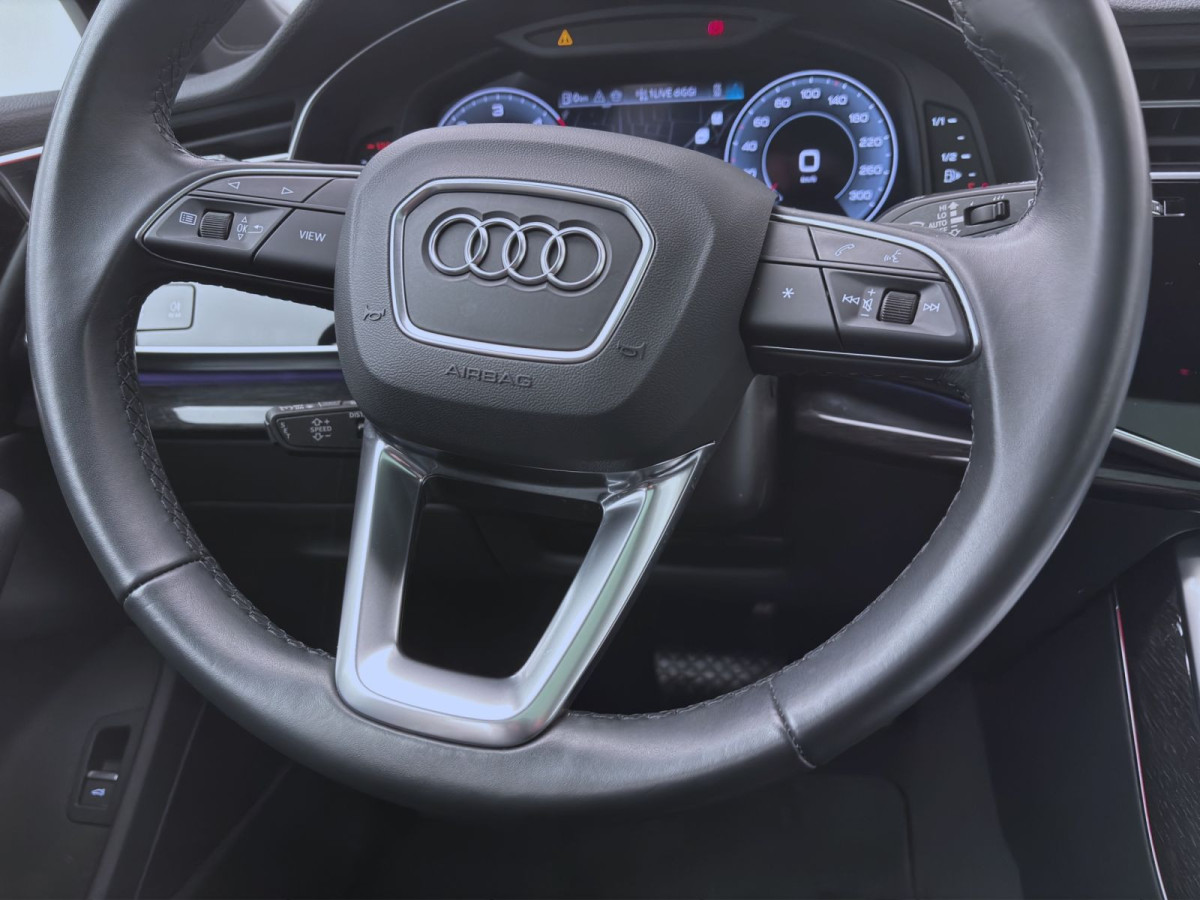 Thumb 11: Audi Q7 50 TDI Q S LINE STADHZG PANO AHK HD-MATRIX