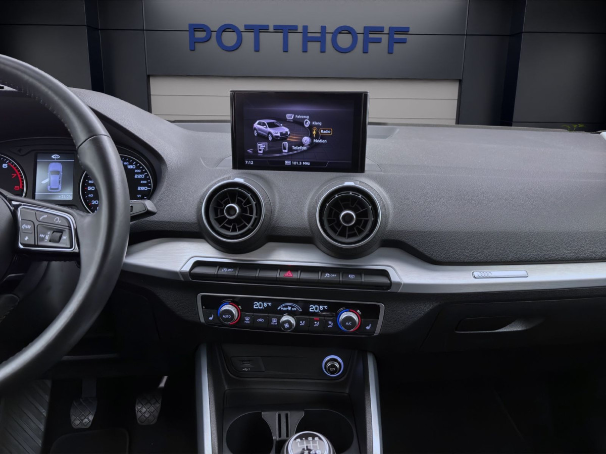 Thumb 13: Audi Q2 30 TFSI SPORT SITZHZG PDC KLIMA LM17