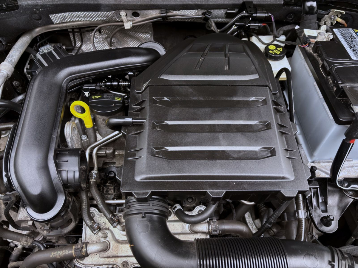 Thumb 17: Audi Q2 30 TFSI SPORT SITZHZG PDC KLIMA LM17