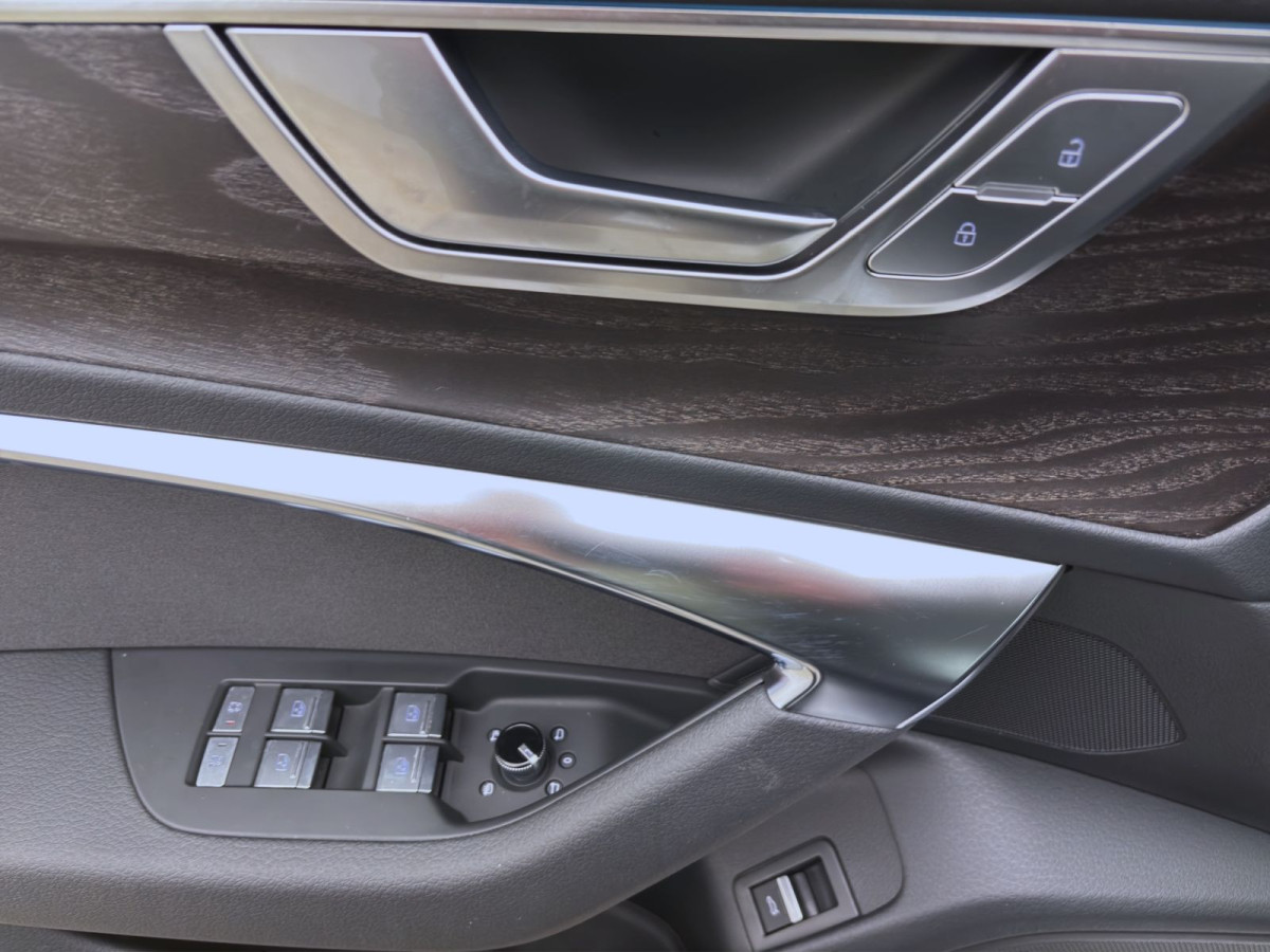 Thumb 9: Audi A6 40 TDI SPORT AHK NAVI LED SITZHZG