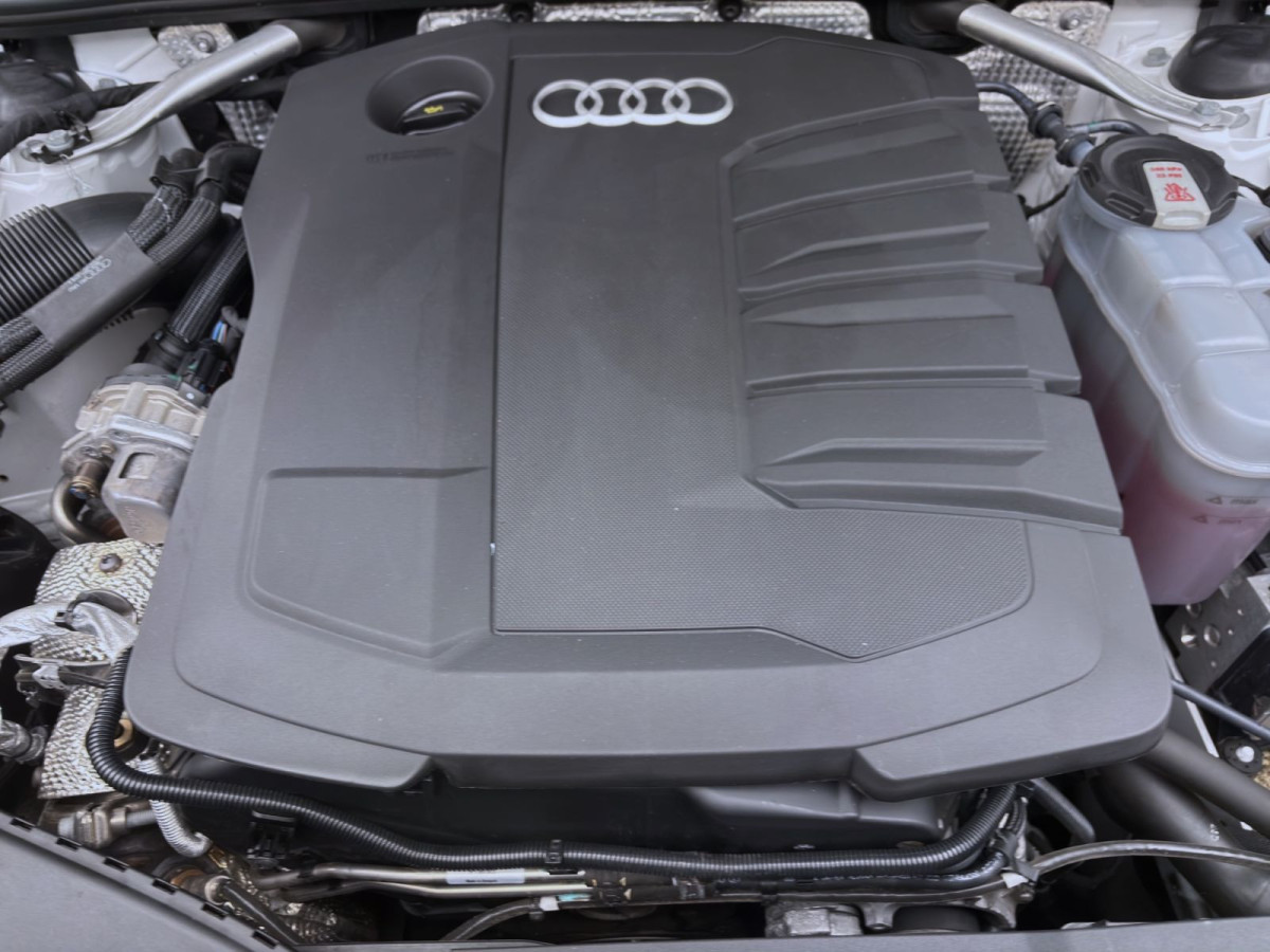 Thumb 16: Audi A6 40 TDI SPORT AHK NAVI LED SITZHZG