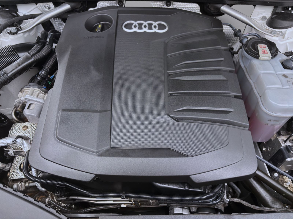 Thumb 17: Audi A6 Avant 40 TDI SPORT PANO AHK NAVI SITZHZG