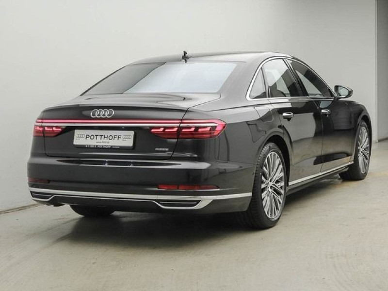 Bild 1: Audi A8 50 TDI Q STADHZG PANO AHK HD-MATRIX B&O