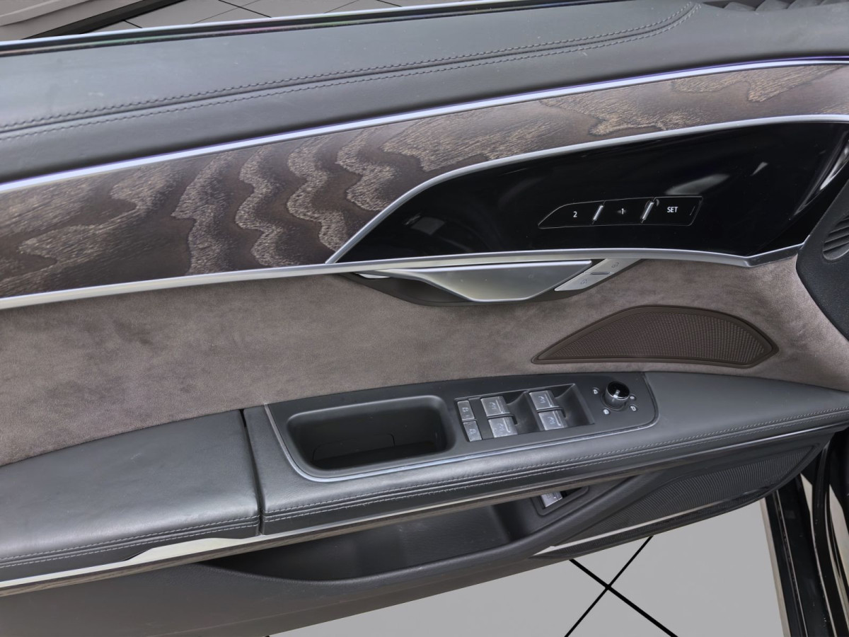 Thumb 9: Audi A8 50 TDI Q STADHZG PANO AHK HD-MATRIX B&O