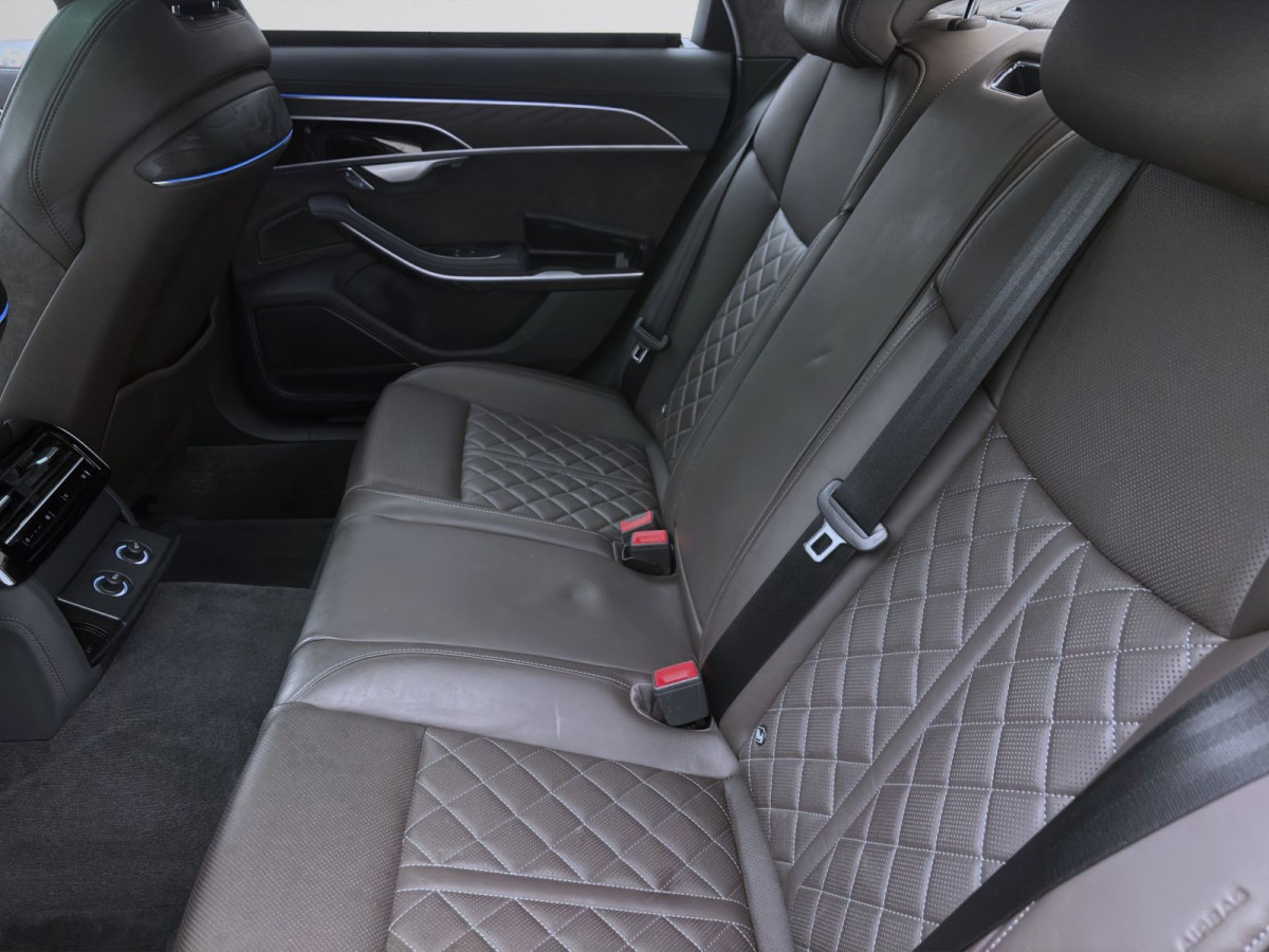 Thumb 14: Audi A8 50 TDI Q STADHZG PANO AHK HD-MATRIX B&O