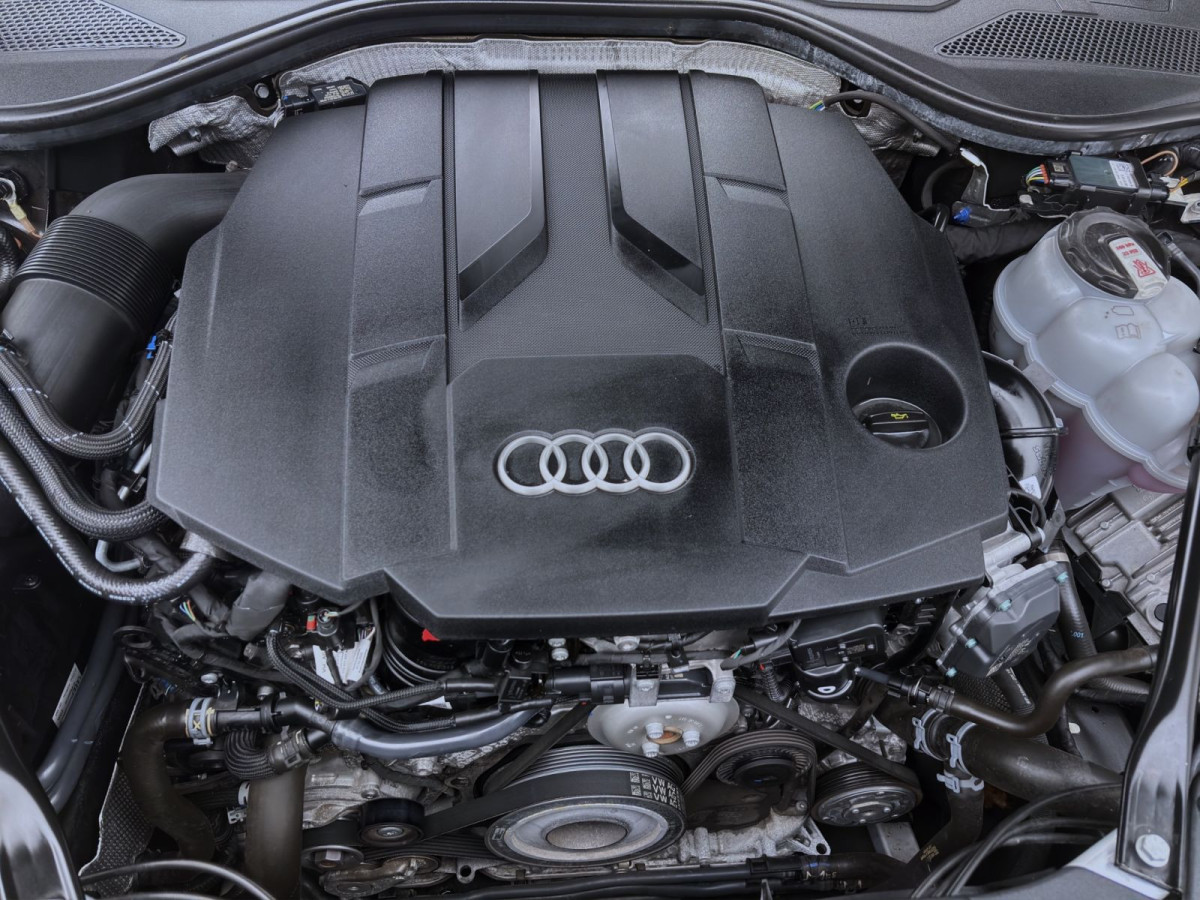 Thumb 17: Audi A8 50 TDI Q STADHZG PANO AHK HD-MATRIX B&O