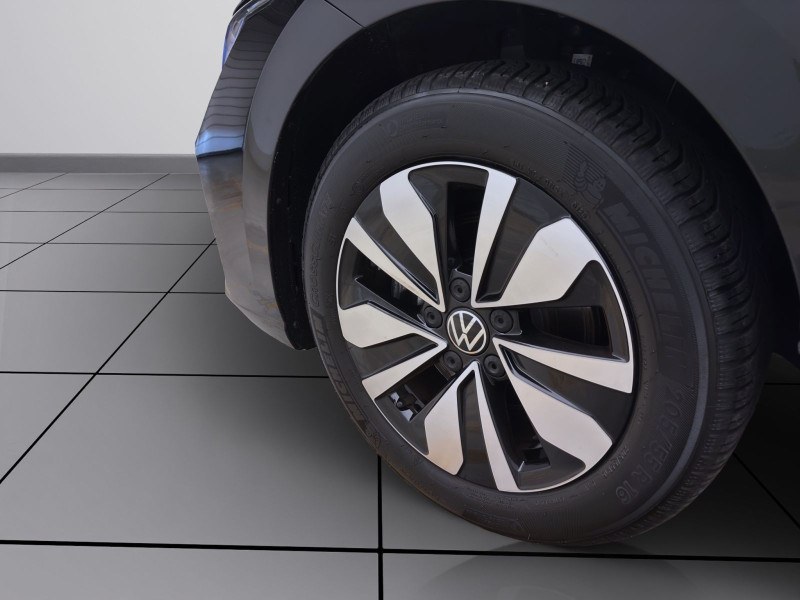 Bild 7: Volkswagen Golf Variant 1.5 eTSI DSG GOAL KLIMA PDC LED SHZG